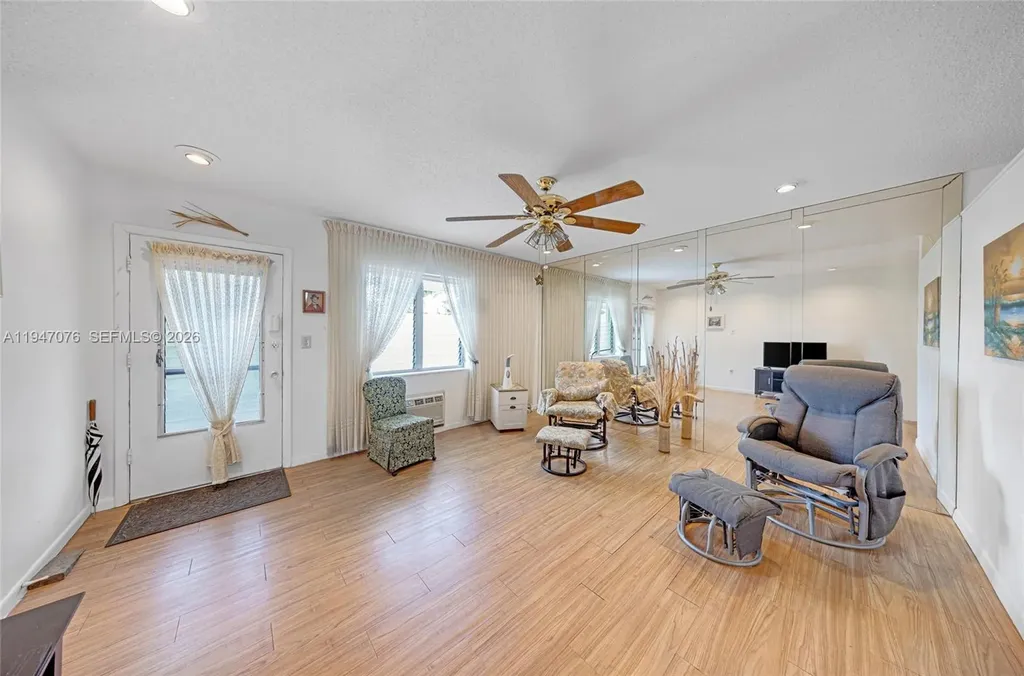 15600 NE 6th Avenue Miami FL 33162