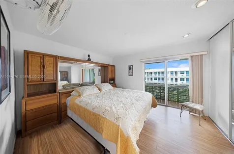 15600 NE 6th Avenue Miami FL 33162