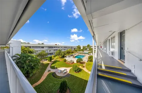 15600 NE 6th Avenue Miami FL 33162