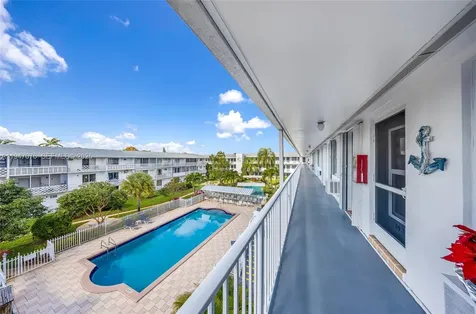 15600 NE 6th Avenue Miami FL 33162