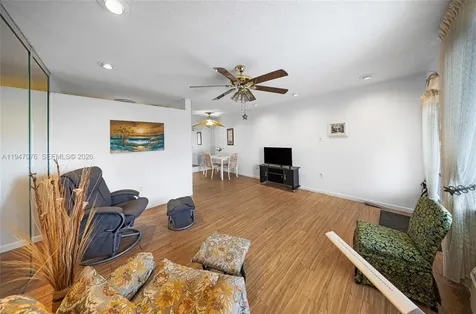 15600 NE 6th Avenue Miami FL 33162
