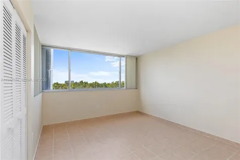 1700 NW N River Drive Miami FL 33125