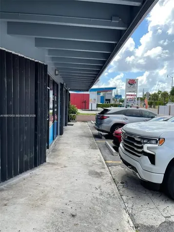 4757 SW 8th Street Miami FL 33134