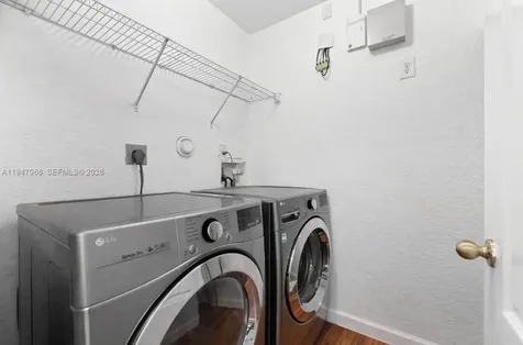 836 SW 154th Path Miami FL 33194