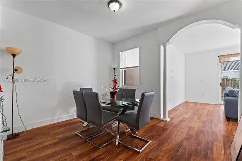 836 SW 154th Path Miami FL 33194