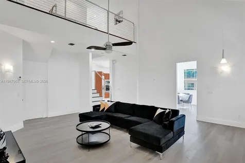 1207 SW 21st Street Fort Lauderdale FL 33315