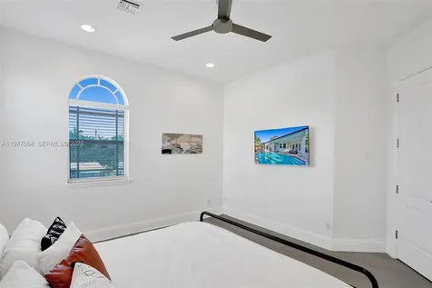 1207 SW 21st Street Fort Lauderdale FL 33315