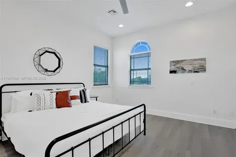 1207 SW 21st Street Fort Lauderdale FL 33315