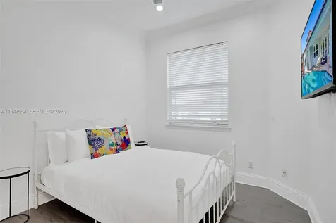 1207 SW 21st Street Fort Lauderdale FL 33315