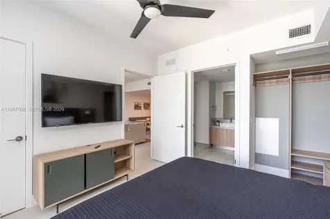 601 NE 1st Avenue Miami FL 33132