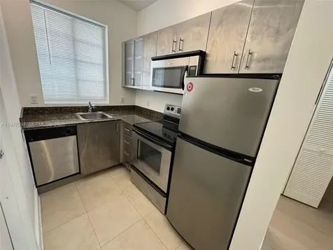 1000 Meridian Avenue Miami Beach FL 33139