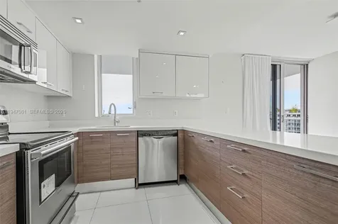 9901 E Bay Harbor Drive Bay Harbor Islands FL 33154