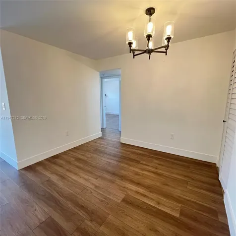 8425 NW 8th Street Miami FL 33126