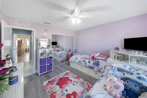 9400 NW 82nd Street Tamarac FL 33321
