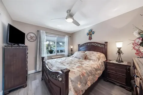 9400 NW 82nd Street Tamarac FL 33321