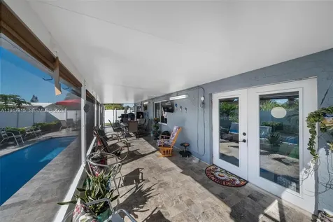 9400 NW 82nd Street Tamarac FL 33321