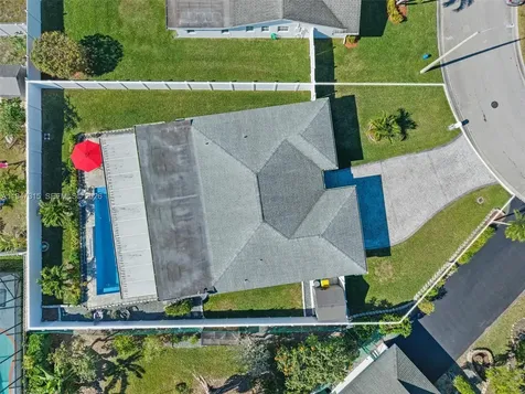 9400 NW 82nd Street Tamarac FL 33321