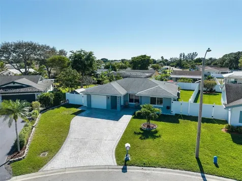 9400 NW 82nd Street Tamarac FL 33321