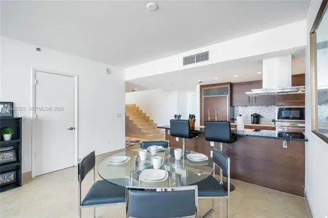 495 Brickel Avenue Miami FL 33131