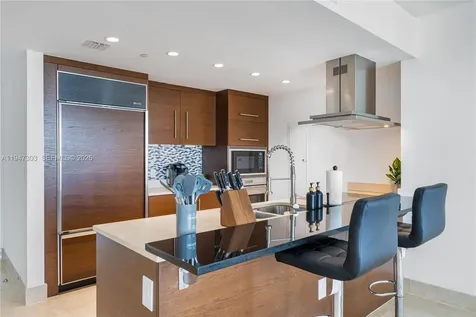 495 Brickel Avenue Miami FL 33131