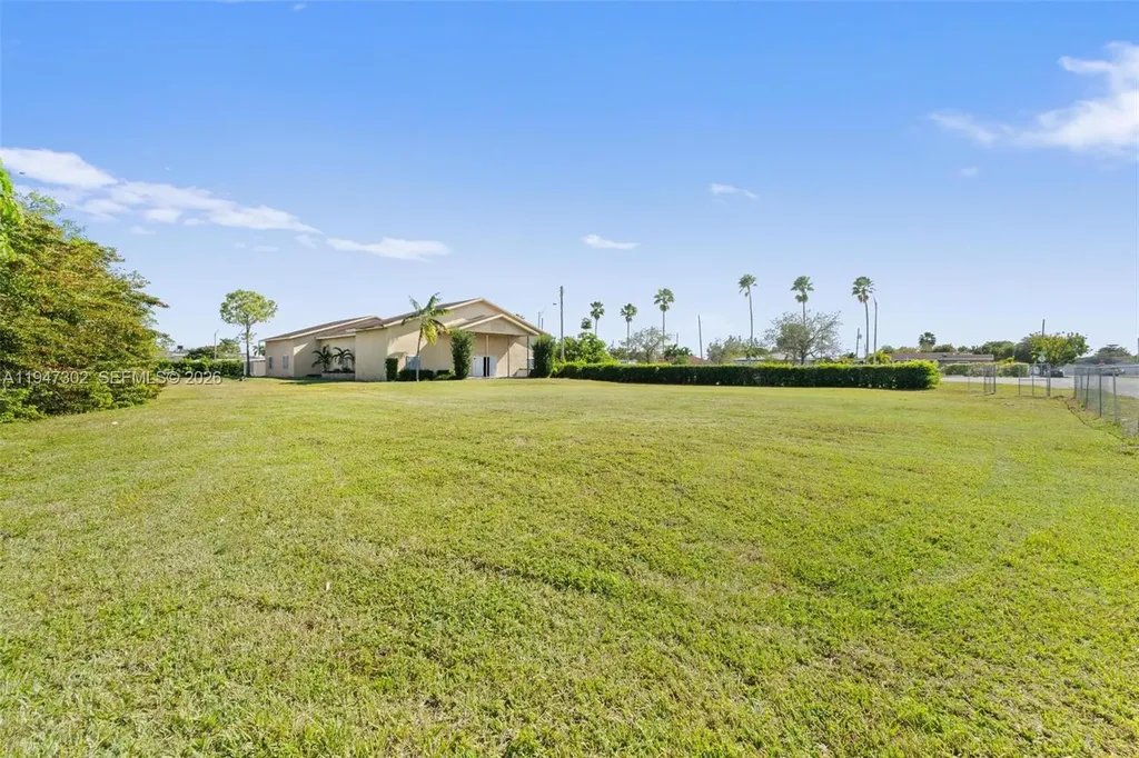 21571 SW 110th Avenue Miami FL 33189