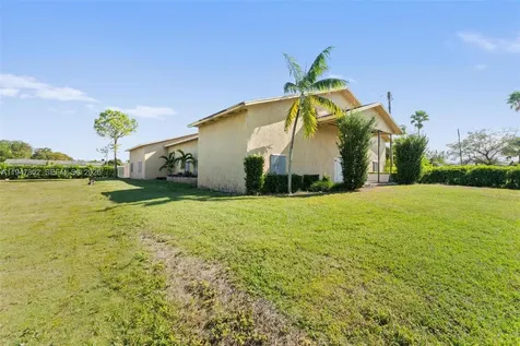 21571 SW 110th Avenue Miami FL 33189