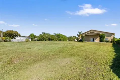 21571 SW 110th Avenue Miami FL 33189
