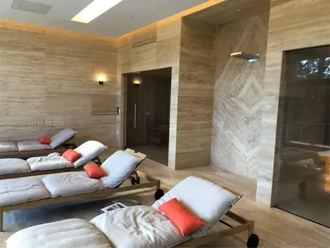 16385 Biscayne Boulevard North Miami Beach FL 33160