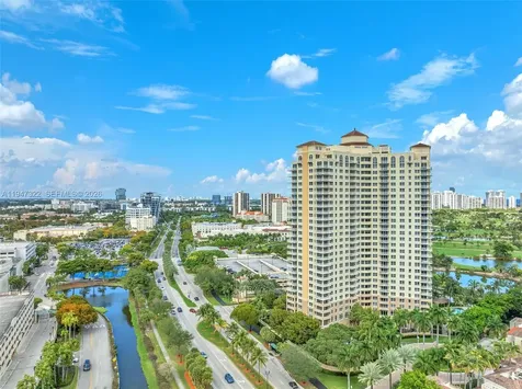 19501 W Country Club Drive Aventura FL 33180