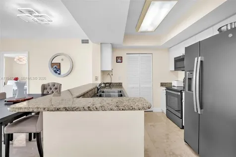 19501 W Country Club Drive Aventura FL 33180