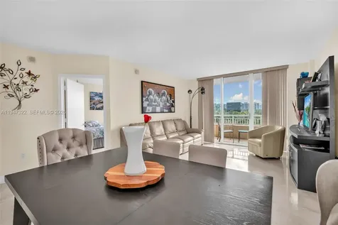 19501 W Country Club Drive Aventura FL 33180