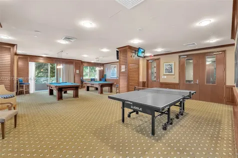 19501 W Country Club Drive Aventura FL 33180