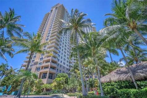 19501 W Country Club Drive Aventura FL 33180