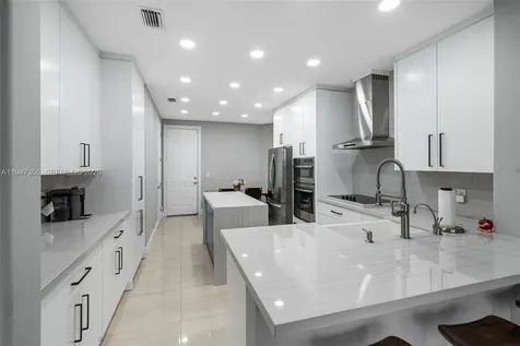 20920 NE 32nd Avenue Aventura FL 33180