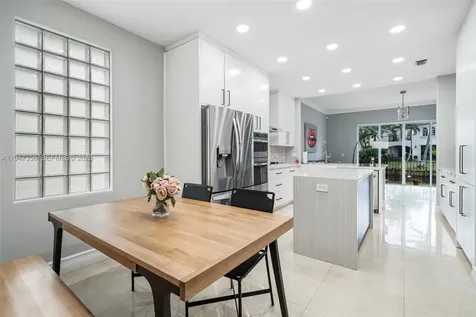 20920 NE 32nd Avenue Aventura FL 33180