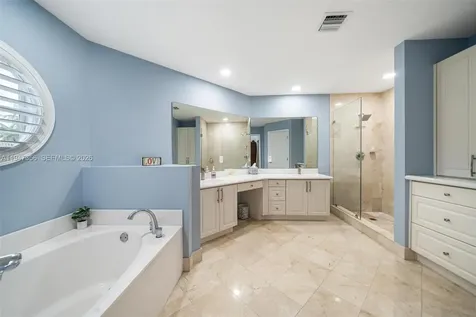 20920 NE 32nd Avenue Aventura FL 33180