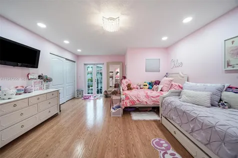 20920 NE 32nd Avenue Aventura FL 33180