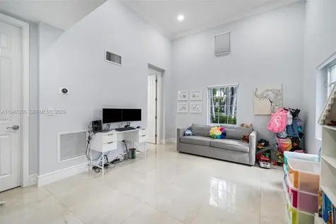 20920 NE 32nd Avenue Aventura FL 33180