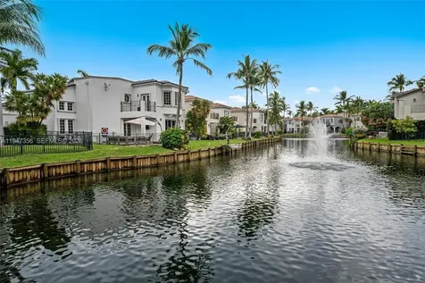 20920 NE 32nd Avenue Aventura FL 33180
