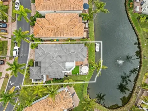20920 NE 32nd Avenue Aventura FL 33180