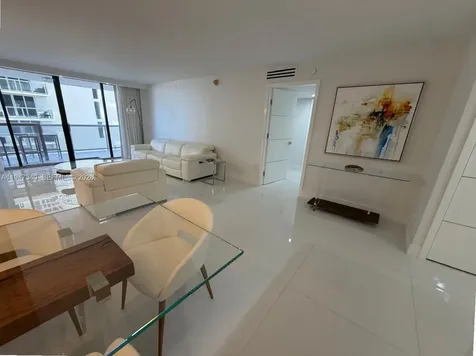5757 Collins Avenue Miami Beach FL 33140