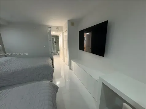 5757 Collins Avenue Miami Beach FL 33140