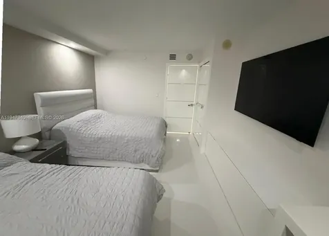 5757 Collins Avenue Miami Beach FL 33140