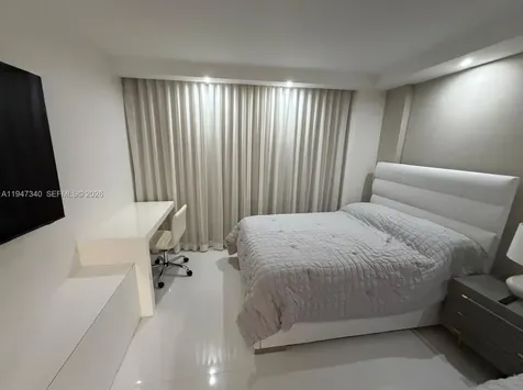 5757 Collins Avenue Miami Beach FL 33140