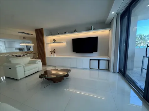 5757 Collins Avenue Miami Beach FL 33140