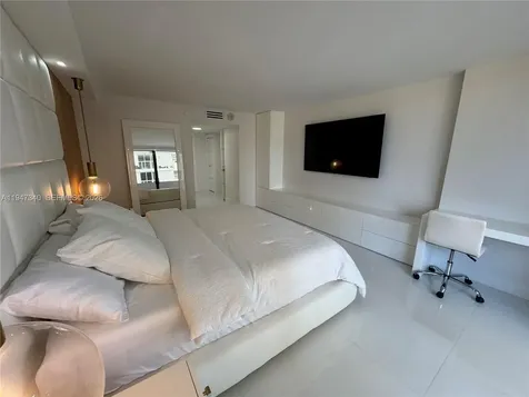 5757 Collins Avenue Miami Beach FL 33140