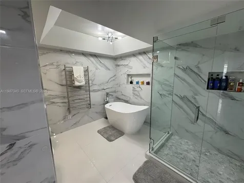5757 Collins Avenue Miami Beach FL 33140