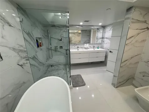 5757 Collins Avenue Miami Beach FL 33140