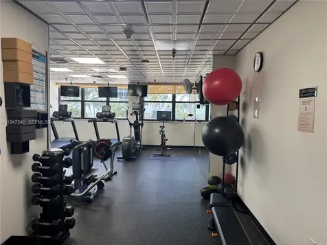 5757 Collins Avenue Miami Beach FL 33140