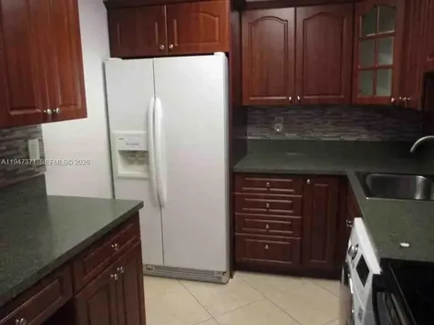 5199 NW 7th Street Miami FL 33126
